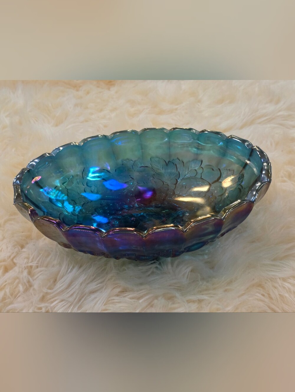 Iridescent Vintage Carnival Glass Indiana Blue Decorative Glass Bowl Grape